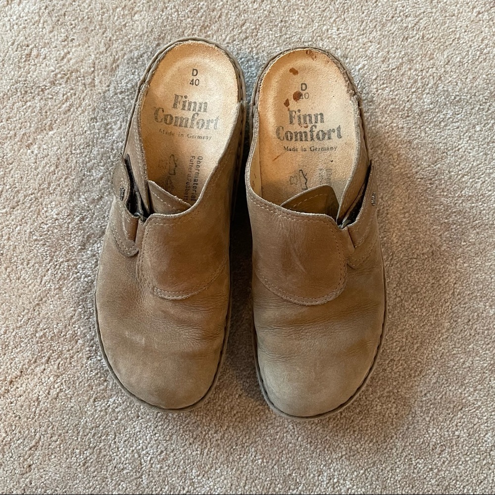 FinnComfort suede clogs size 40
